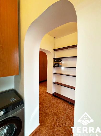 4 camere, proprietate deosebita, Centru