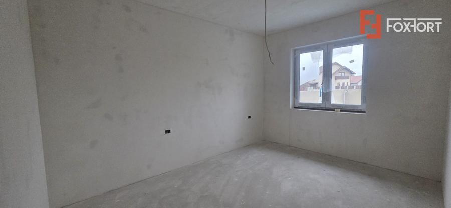 Duplex spatios cu teren de 442 mp, toate utilitatile - Giroc
