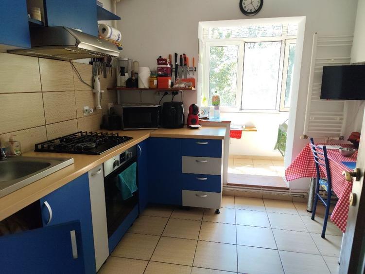 Apartament 2 CAMERE METROU - 1 - DECEMEBRIE - 1918 - CENTRALA PROPRIE