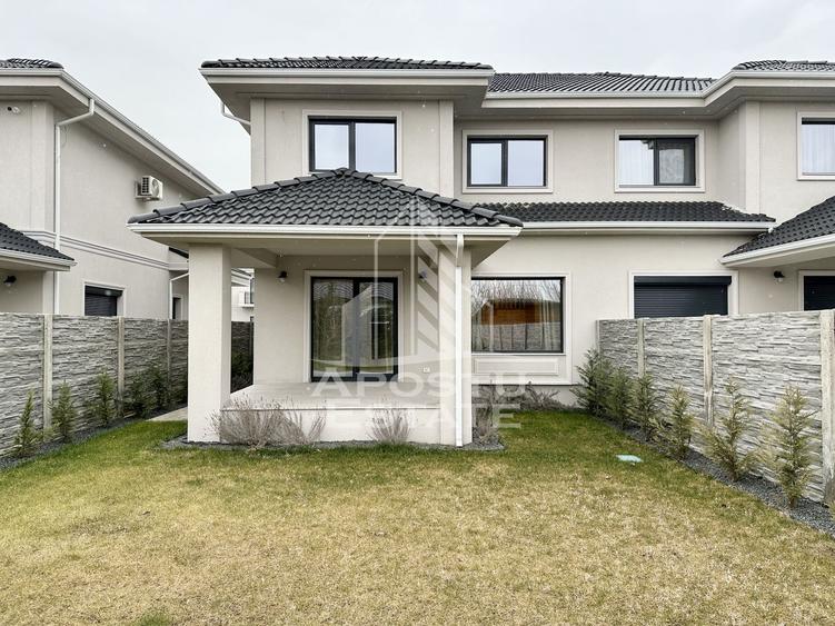 Jumatate de duplex cu 4 camere de vanzare, Dumbravita Timis