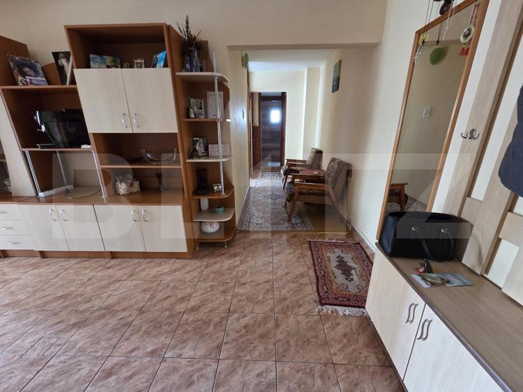 Apartament de vânzare, 3 camere, 65 mp, zona Nord