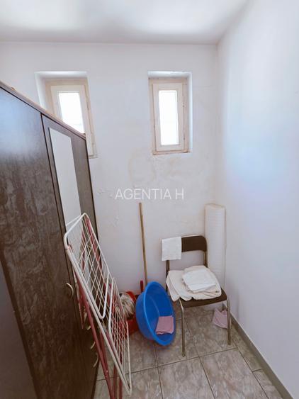 2 camere Sala Palatului Cismigiu etajul 8/8  bloc 1960  55 mp - 21