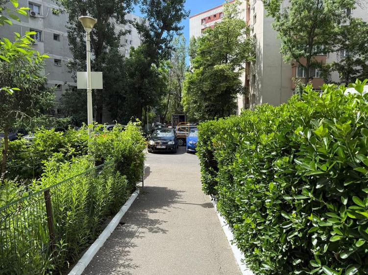 Apartament 3 camere decomandat de vanzare, 1 Decembrie, Sector 3