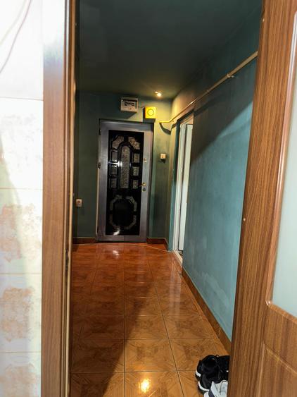 Etaj 1. Apartament 4 camere, confort 1 decomandat, zona Plantelor.
