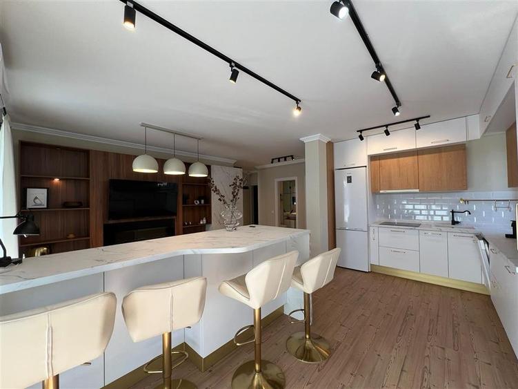 Apartament exclusivist cu 3 camere Marinescu