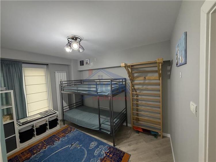 Decebal 4 camere vav de DUMAN, amenajat, mobilat si utiliat