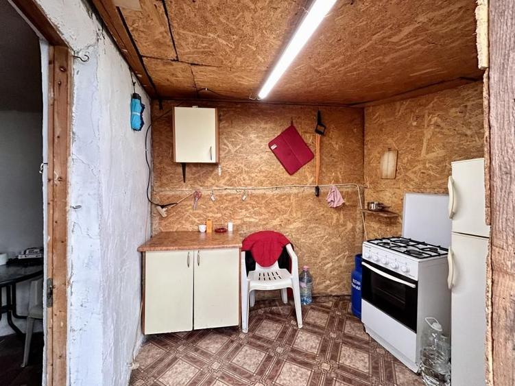 Casa 2 camere, WC exterior, separatie de gaze, Democratiei, Ploiesti