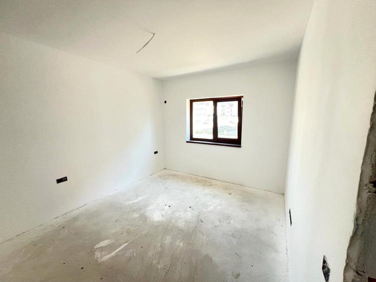 Apartament-3-Camere-Decomandat-73mp-Utili-Balcon-5mp-Parcare-Sanpetru-Residence
