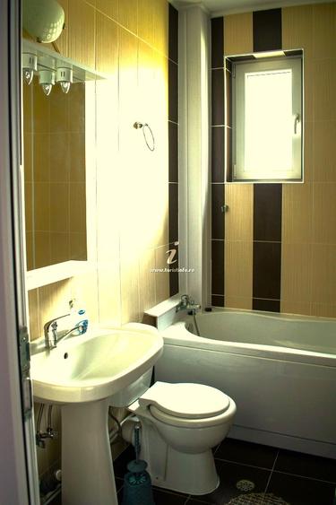 Pensiune P+ 2E, cu 11 camere, Statiunea Mamaia Nord
