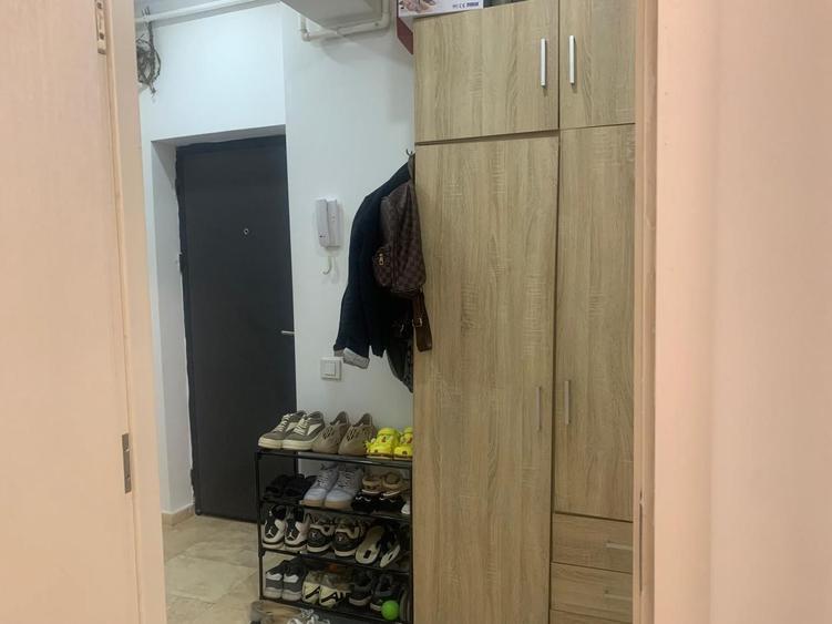Apartament decomandat | 2 balcoane | Prelungirea Ghencea | centrala proprie