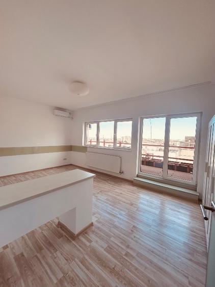 De vânzare ap. 3 camere zona Unirii, Decebal
