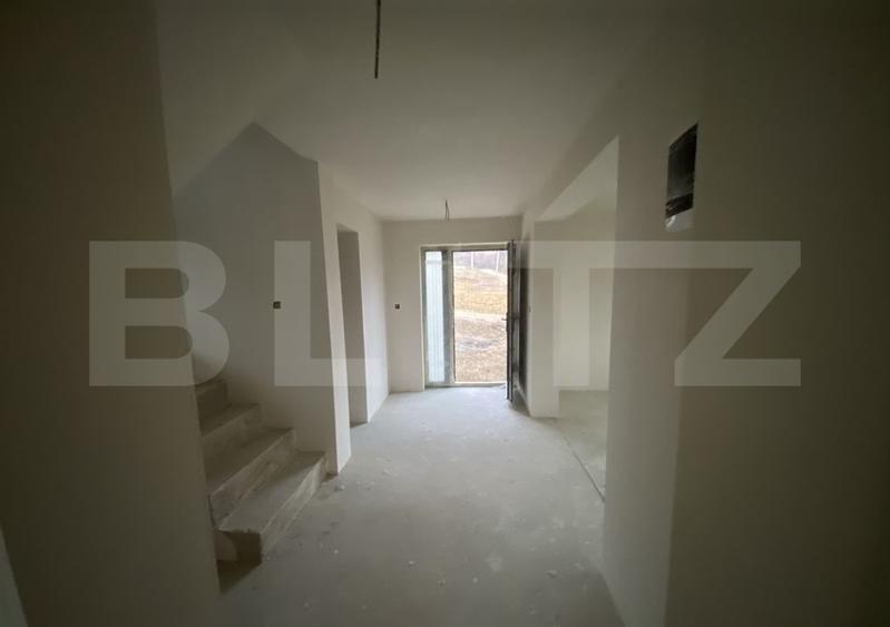 Casă individuală 4 camere, 120 mp utili, zona Bucium