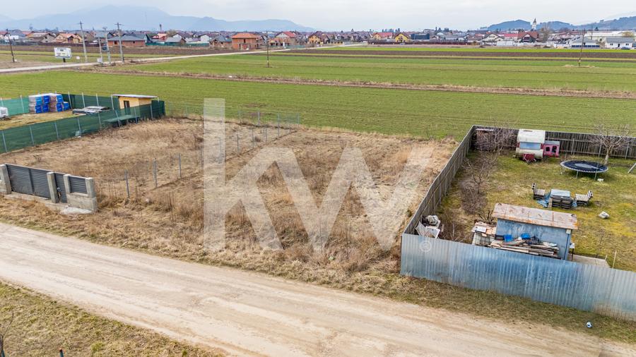 REZERVAT! Teren intravilan Hărman, 500 mp, zonă bună, vecinătăți construite