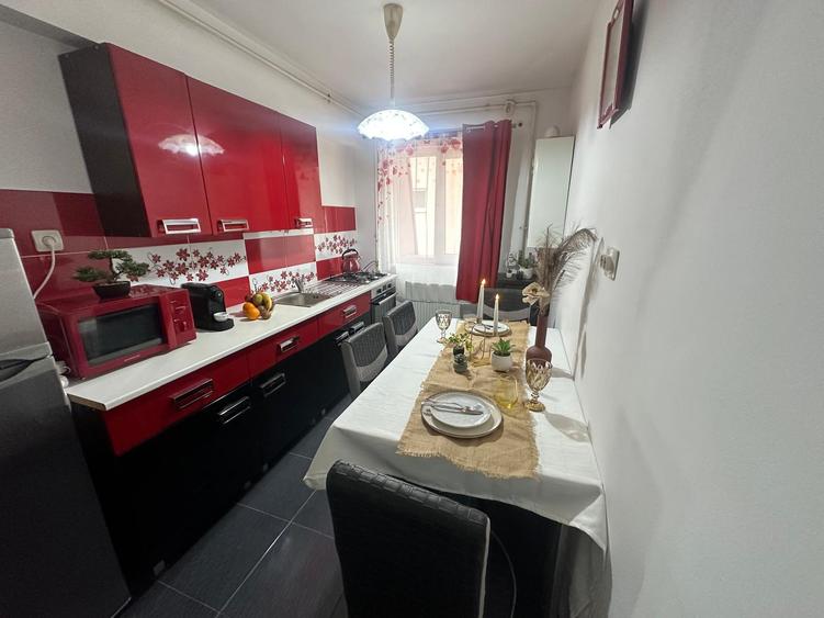 OPORTUNITATE!Apartament 2 CAMERE DECOMANDATE,ZONA ULTRACENTRALA,etaj intermediar