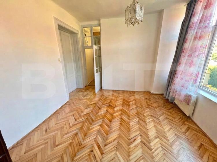 Casa 4 camere, 110 mp, zona Gruia