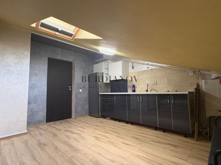 Garsonieră la mansardă - Dobroești - 34 mp utili - Centrală proprie