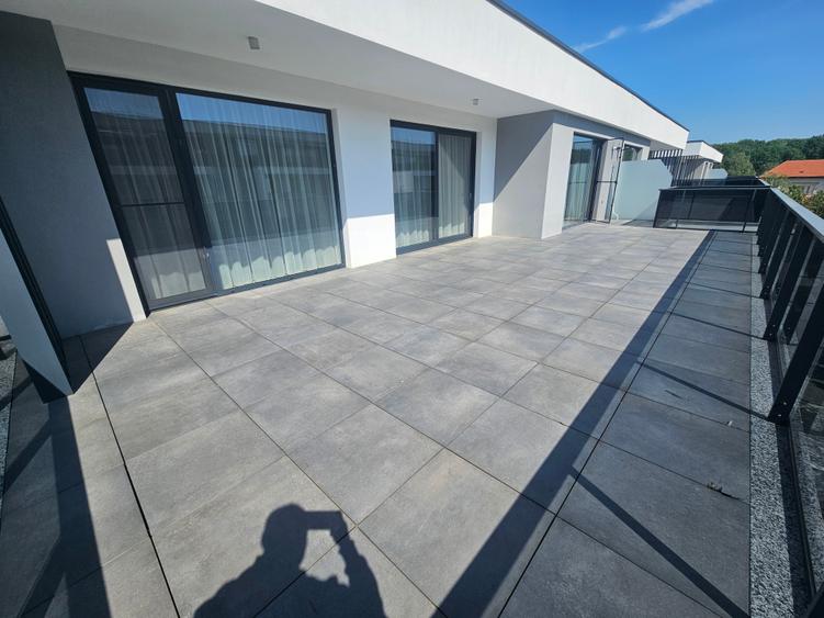4 cam 190mp Residence5- Oliveto, parcare subterana, curte interioara, comision 0