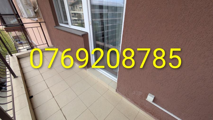 Vând apartament 2 camere, pozitionare excelenta.