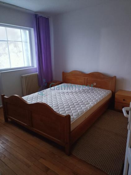 Apartament cu 3 camere de inchiriat pentru Muncitori, zona Nufarul Oradea, Bihor