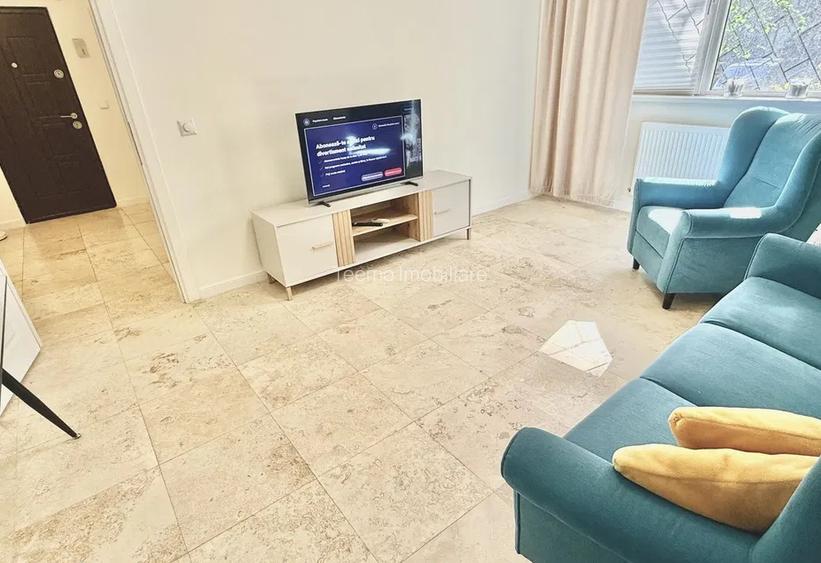 Apartament 3 camere, decomandat, 68 mp, ac, metrou aproape, 1 Decembrie 1918 - 2