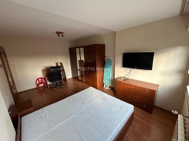 Inchiriez apartament 2 camere - 4