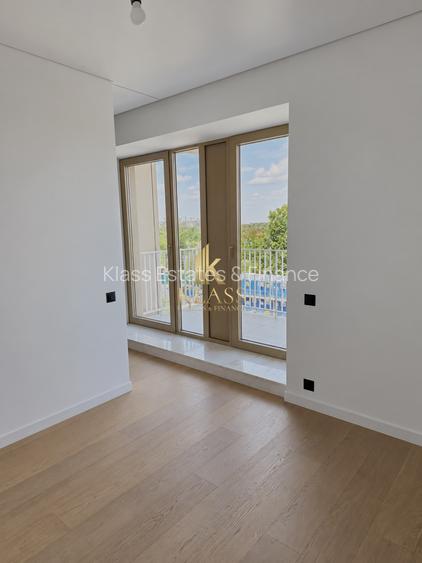 Studio Dublu | Etaj 3/21 | Corp C | One High District | Loc de Parcare Inclus