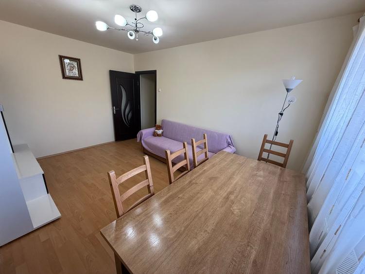 Apartament 2 camere 44 mp - mobilat/utilat nou - Plopeni Prahova