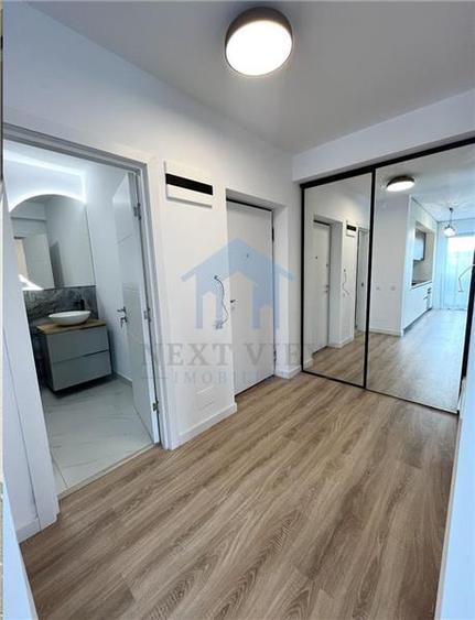 Apartament 1 camera, Intre Lacuri