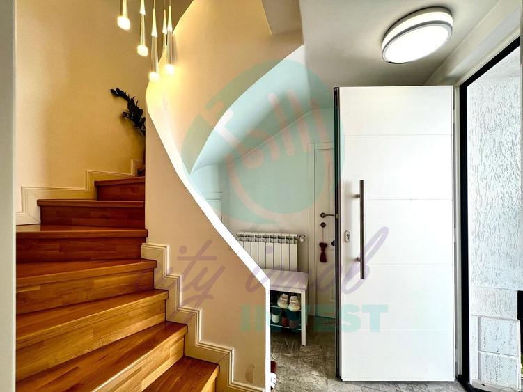 Duplex langă Cișmigiu | Curte cu atmosferă mediteraneană | Finisaje premium