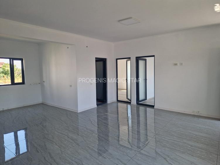 Agenție imobiliară vindem casă la sol în Năvodari - 4