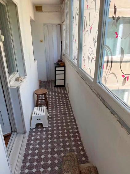 Apartament 4 camere decomandat, 88 mp, 2 băi și 2 balcoane, zona Crângași