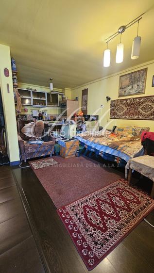 Vand apartament 2 camere 43mp+balcon 7mp zona Teilor - 5