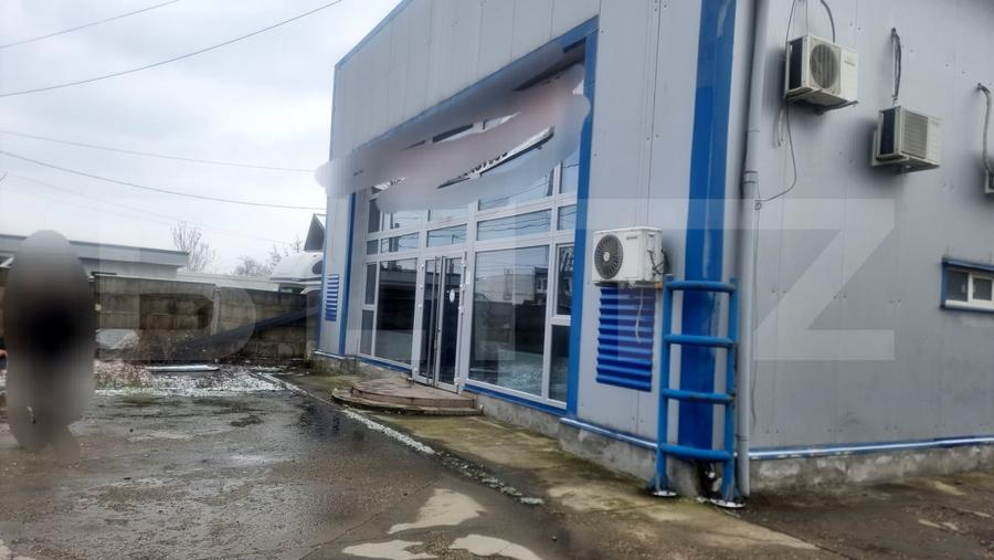 Hala moderna, pod rulant, 720 mp, platforma betonata 1700mp PLOIESTI