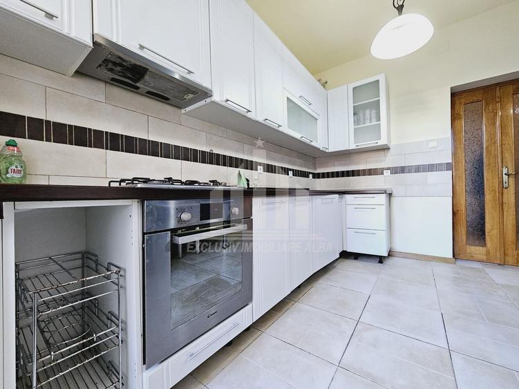 Apartament 3 camere decomandate | 83 mp | Partial Mobilat | Cetate