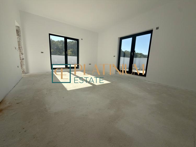 P5027 Apartament DECOMANDAT cu 3 camere zona LAC DUMBRAVITA