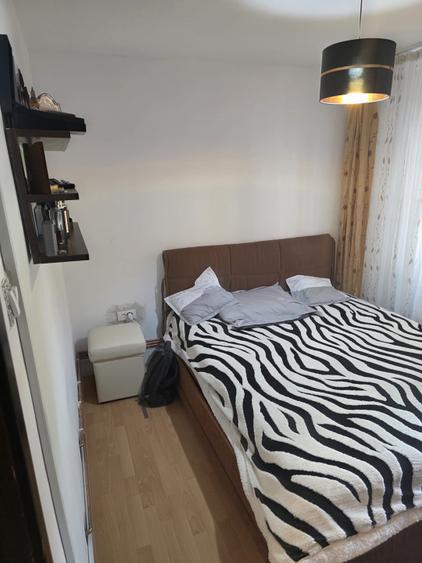 Apartament 2 camere Craiovița | Renovat | Parter înalt 3m