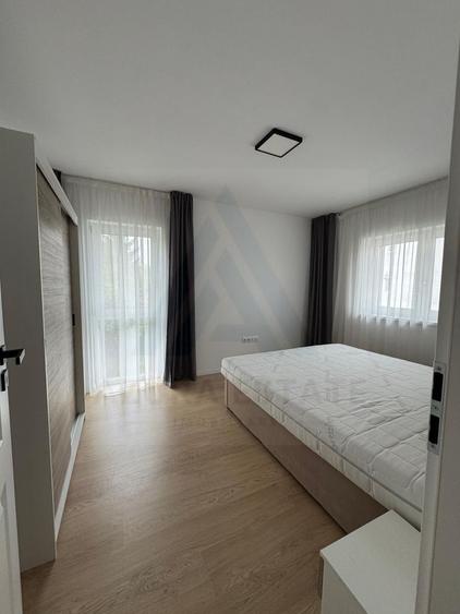 Casa individuala 114 utili 4 camere 2 bai si curte 215 mp in Selimbar
