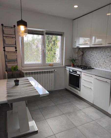 3 camere Politehnica