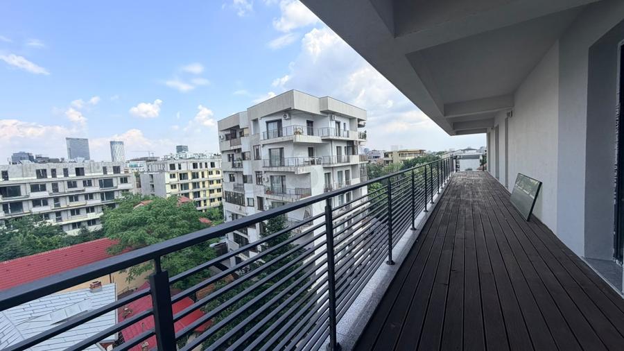 REA1028850 Apartament 4 camere de Vanzare l Soseaua Nordului