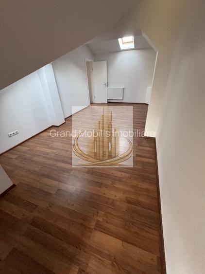 Apartament cu 3 camere în Dumbrăvița | 116 mp utili + 125 mp Curte