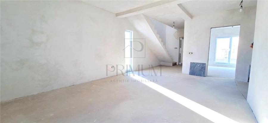 GIROC - Duplex despartit prin camera - 4 Camere - Toate utilitatile
