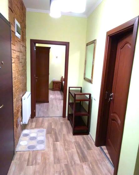 Central, apartament 2 camere decomandate ,70 mp, bloc nou