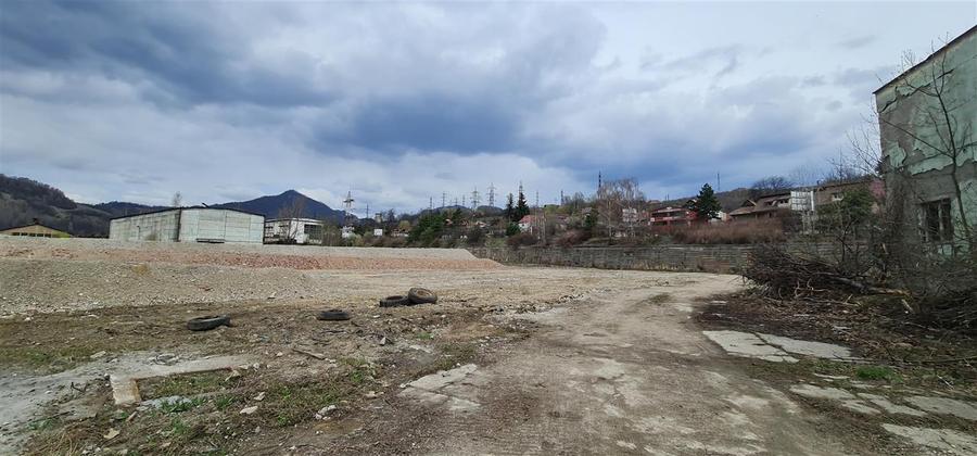 Vanzare Teren 1,7HA centru Petrosani