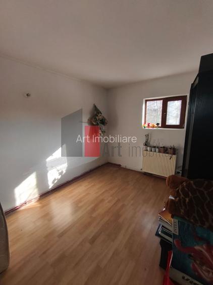 Casa Vanzare Giulesti 4 camere - 8