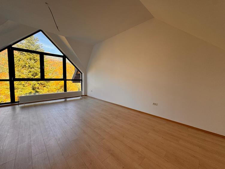 Penthouse, de vanzare in Sinaia, priveliste spectaculoasa !!!