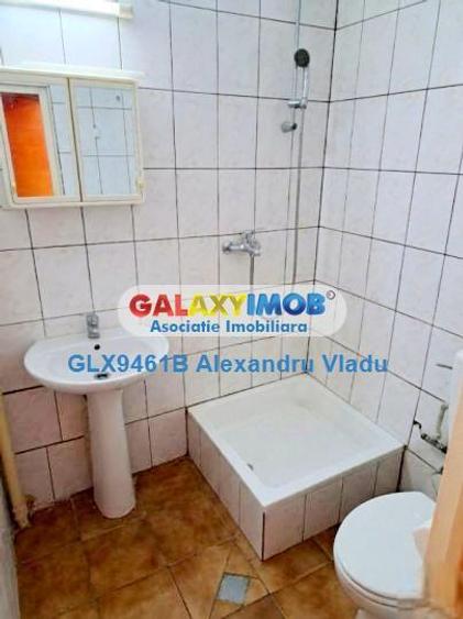 Vanzare apartament 4 camere, bdul Chișinău- zona Miramar