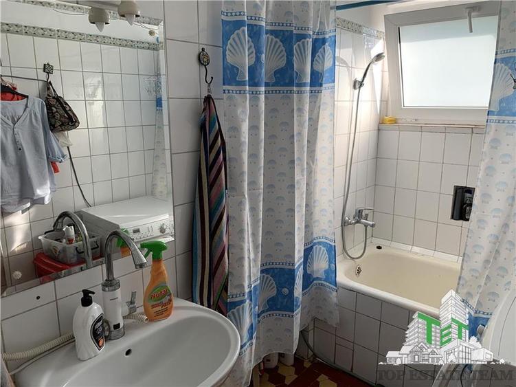 Apartament 4 camere zona Universitate