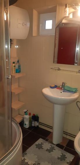 Închiriez apartament cu o cameră in Nicolina