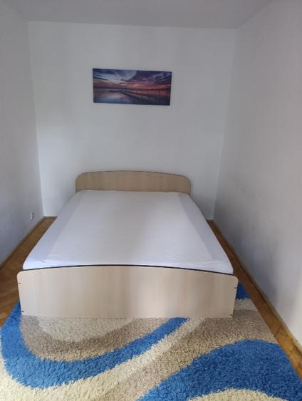 Persoana fizica închiriez apartament cu 3 camare