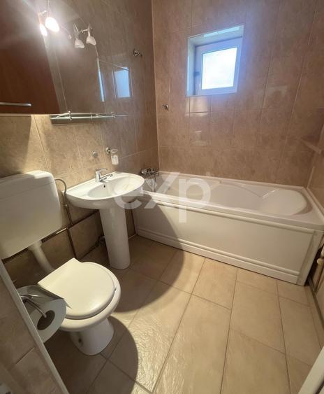 Apartament 2 camere de vânzare – Zona Craiovei, Strada Tineretului